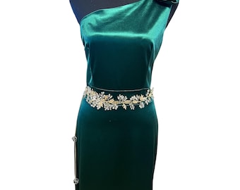 green emerald velvet dress Chi-Chi Maxi Dress main image 1