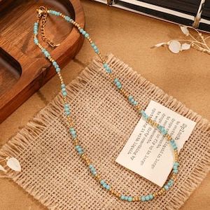 Gargantilla de cuentas estilo bohemio, collar de cuentas turquesas y doradas, joyería minimalista de verano, collar de playa ajustable para mujer, regalo para ella.