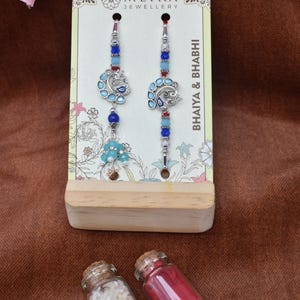 Bhaiya bhabhi Rakhi, Designer Couple Rakhi Set for Bhaiya Bhabhi – Handcrafted Lumba Rakhi with Beads, Stones & Thread – Raksha Bandhan Gift