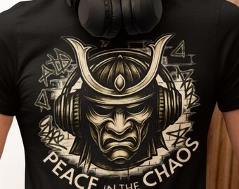 Camiseta Samurai Paz en el Caos / Camiseta gráfica de anime cyberpunk
