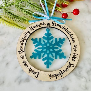 Les petits-enfants sont comme des flocons de neige... Ornement SVG, fichier SVG laser