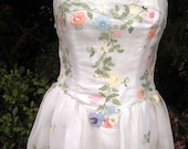 Pastel Flower Embroidered Organza Prom Wedding Gown Sz. 8 New Item 501 Gowns