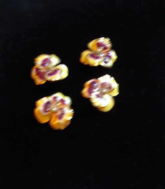 1950s "Sandor" Pansy Scatter Pins Hand Painted Go… - image 2