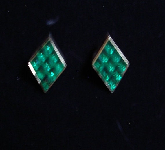 1950s Trifari Emerald Ears Clips Perfect New Item… - image 3