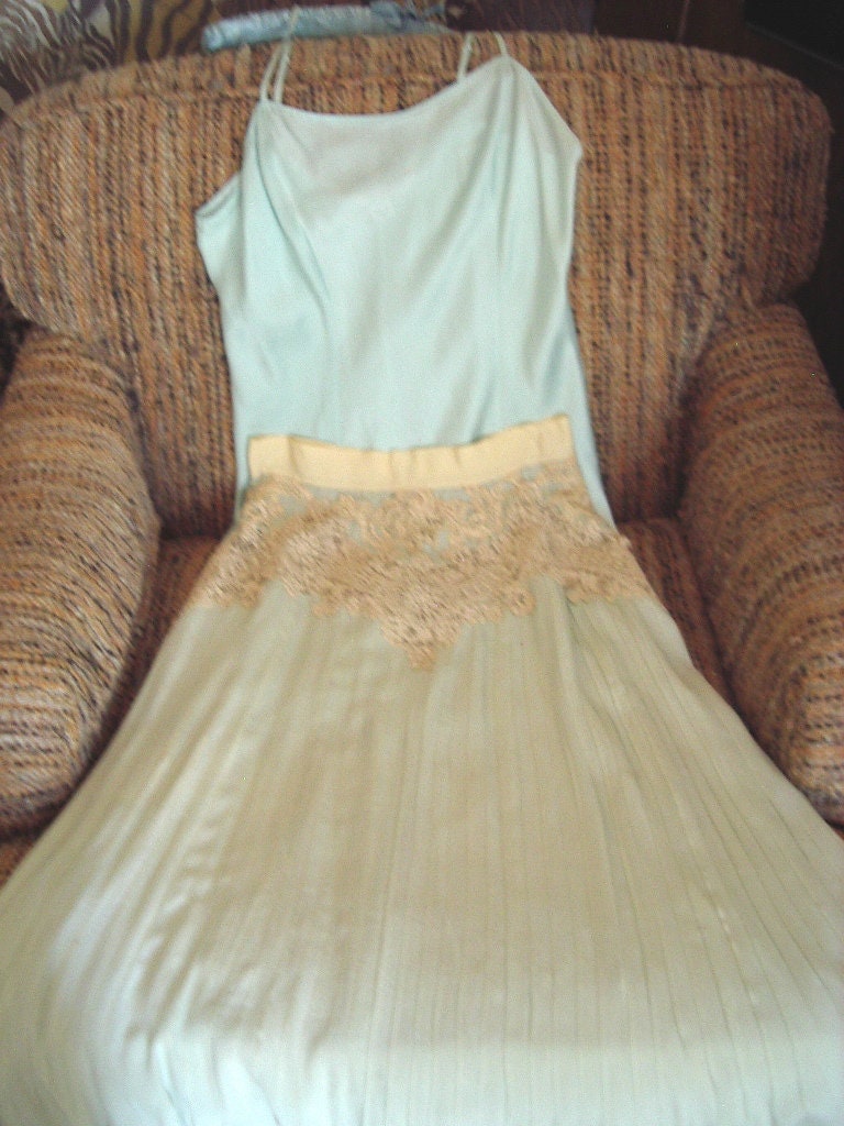 Original Victorian Aqua Silk Heavy Beige Lace Trim Wedding/ - Etsy