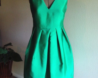 Holiday Party Dress Couture Design Emerald Green Faille Bell Skirt. New Original Store Tags Size 4 #Cam100  Dresses /Gowns