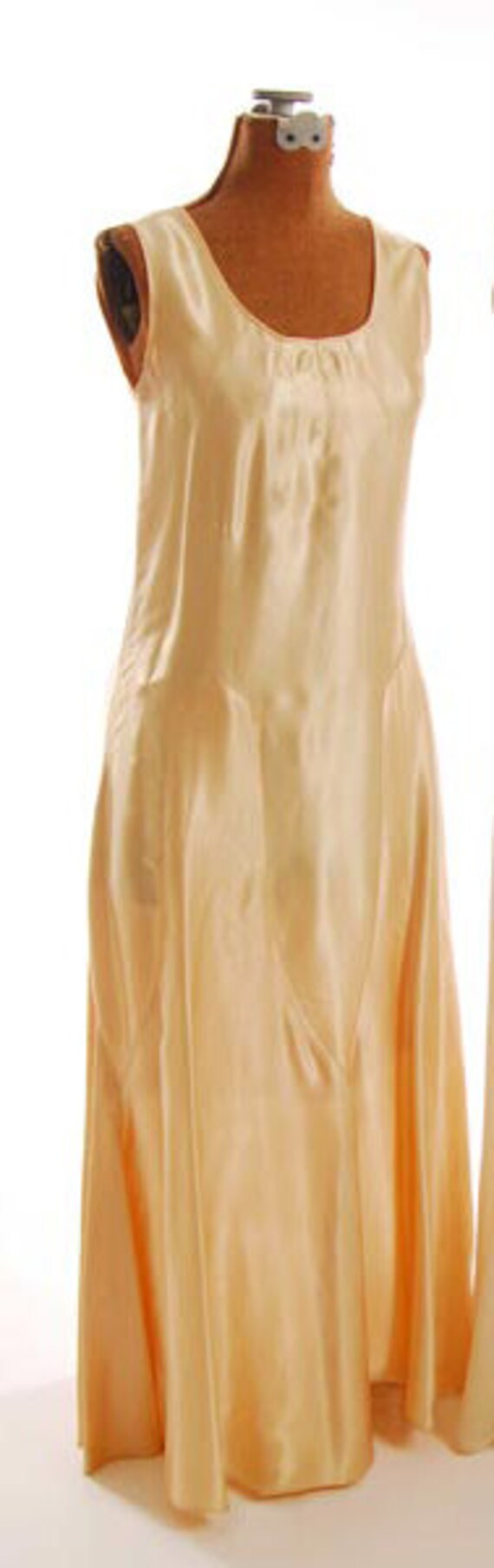 Original 1930s  Peach Satin Bridesmaid Gown/Party… - image 2