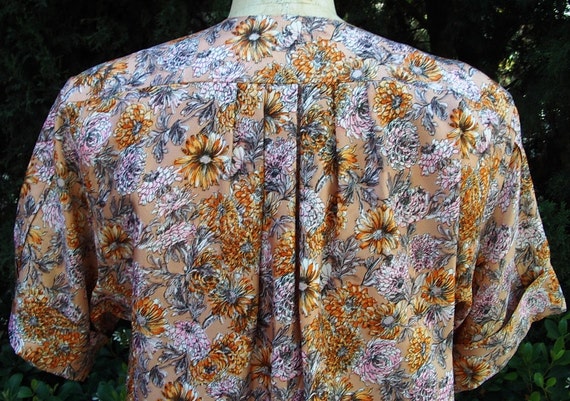 Dressy Casual  Floral Silk Jacket/ Pant to Match … - image 3