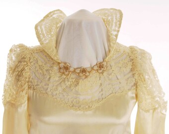 Original 1940s Wedding Gown Cream Silk Satin Gown, Lace Yoke and Collar Size 4 - Item # 420 Wedding Apparel