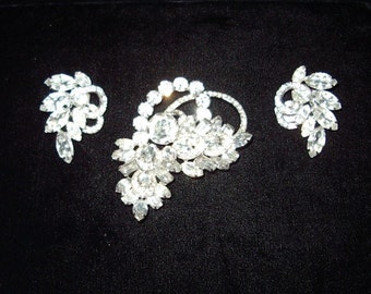 Vintage EISENBERG Large Rhinestone/Many Kinds Scroll Pin & Earrings - item  741, Jewelry