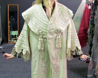 Paris Designer WORTH Victorian Embroidered Cream Silk Evening Coat - Item# JH150 , Victorians