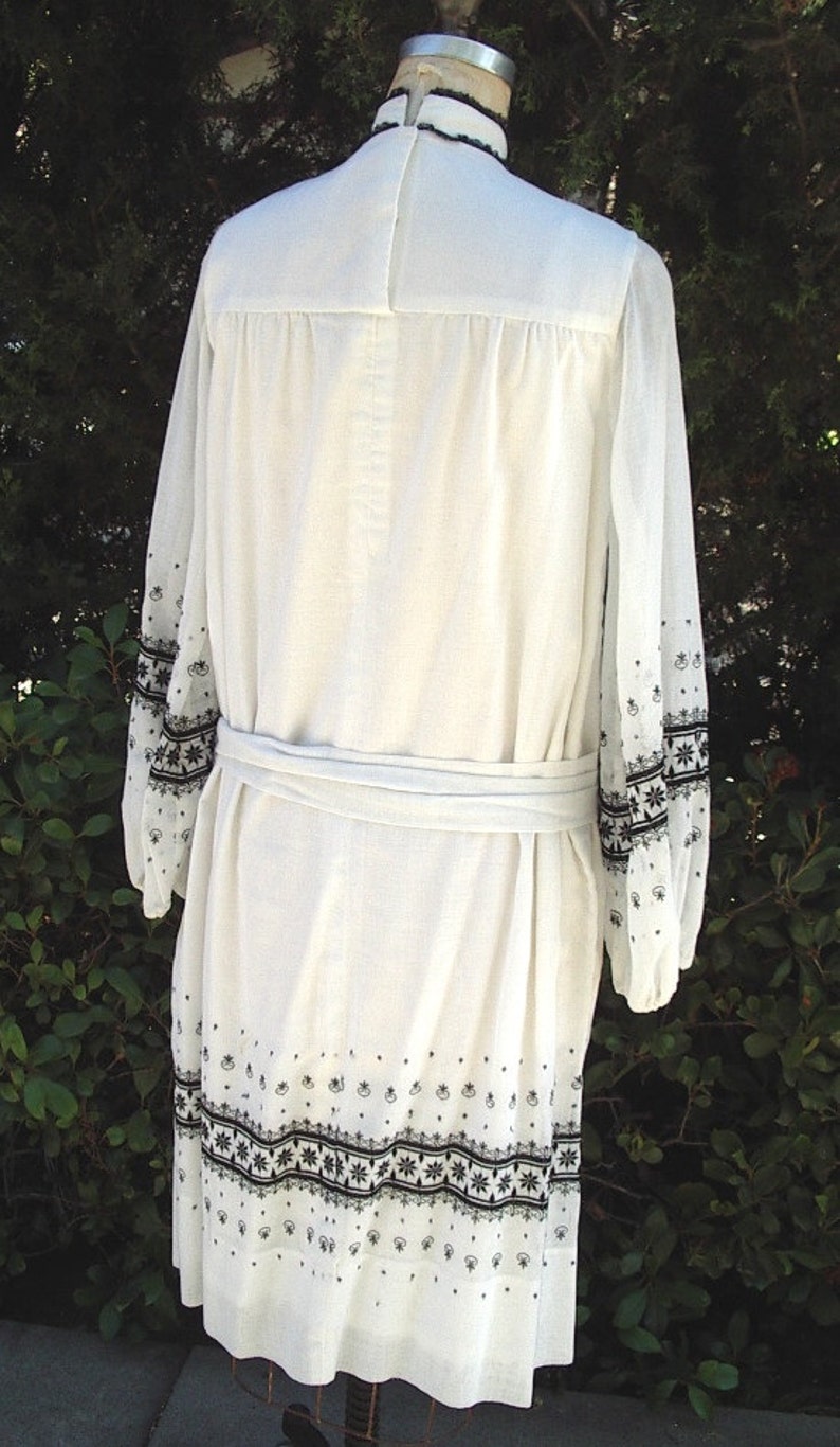 Reduced Vintage Inspired Summer Dress Embroidered Batiste Size:10 Item # 622 Summer Dresses