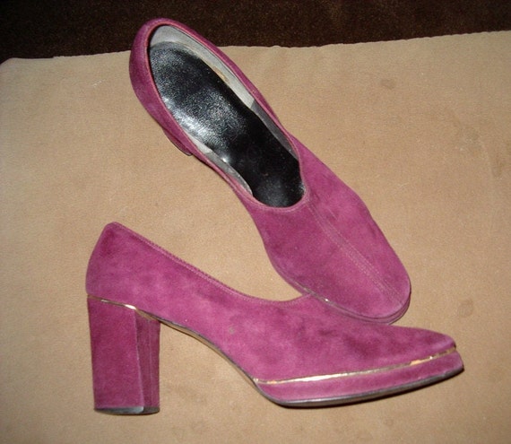 Plum Suede Platform Low Boot Style Pumps Size 7N L