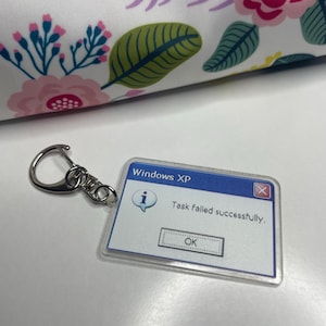 Funny Error Message Keychain, Retro Computer Humor Keyring, Tech Geek Gift / Porte-clé message erreur drôle, humour informatique rétro geek