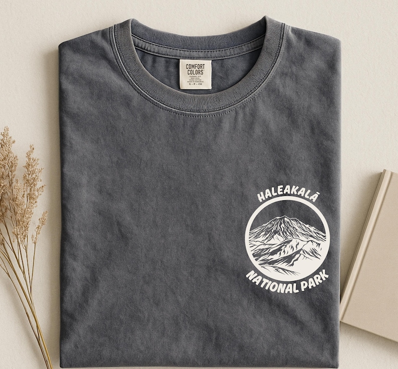 Haleakala Comfort Colors National Park T-shirt, vintage Hawaii bergshirt afbeelding 1