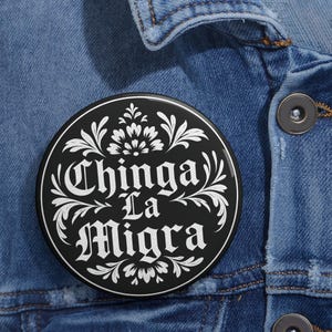 Chinga La Migra Pin Button: ICE abschaffen, Anti-MAGA Demonstration Flair