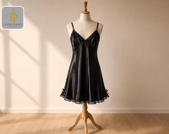 Vestido lencero de satén con ribete de encaje / Camisón sin mangas con escote en V, pijama de verano hasta la rodilla