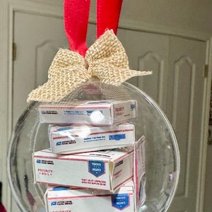 paczki pocztowe usps wewnątrz ozdoby 3”