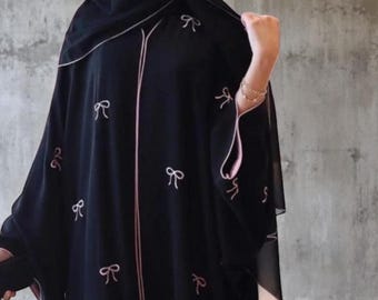 Muzułmańska luksusowa abaja w Dubaju – elegancka długa sukienka z haftem kokardkowym, skromna moda islamska