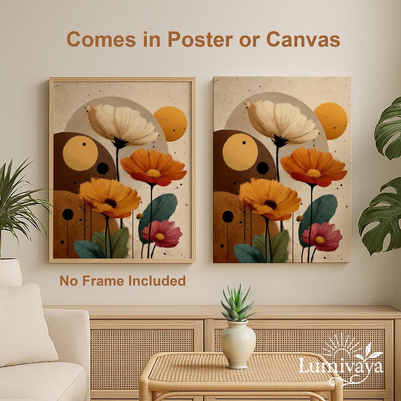 Pu&ograve; includere: Due stampe artistiche floreali, una incorniciata, l'altra senza cornice. L'opera presenta fiori stilizzati nei toni dell'arancione, bianco e rosa su uno sfondo neutro. Il testo "Comes in Poster or Canvas" e "No Frame Included" &egrave; visibile.