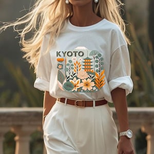 Maglietta vintage Kyoto: grafica giapponese con fiori, stile boho