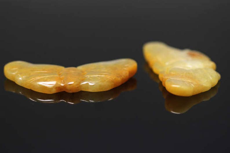 natural yellow jade butterfly sized 53 by 25mm 4pcs