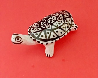 Turtles -  MiniPet Art Collectable & gift box, happy pet.