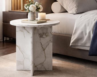 手作りのグレー大理石サイドテーブル：モダンでミニマリストなアクセント