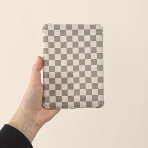 Inserto imprimible a cuadros para Kindle / Funda estética para Kindle / Estuche transparente para descarga digital / Decoración bonita para lectores electrónicos / Regalo para amantes de los libros