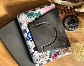 Black Magnetic Detachable Flip Case for Kindle & Kobo + 2 Free Inserts Included