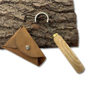 Cuchillo de gancho para tallar cucharas y cuencos: hoja de acero al carbono forjada a mano, mango ergonómico de fresno, funda de cuero, cuchillo curvo, herramienta para tallar madera