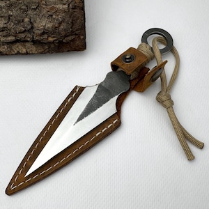 Hand-Forged Throwing Knife – 52100 Carbon Steel, Paracord Wrapped Handle, Leather Sheath, Unsharpened Blade, Throwing Knife for Outdoor.