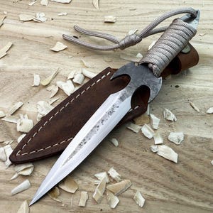 Hand-Forged Throwing Knife with Leather Sheath– Carbon 52100 Steel Blade, Paracord Wrapped Handle, Balanced Throwing & Camping Practice Tool