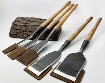 Hand-Forged Framing Chisels – 52100 Carbon Steel Blade, Ash Handle, Leather Sheath, Carpenter Framing Slick, Log Building Tools, Woodworking