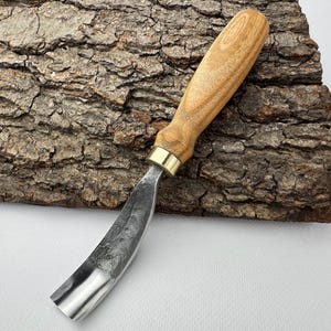 Hand-Forged Bent Carving Gouge – 52100 Carbon Steel Blade, Various Sizes, Ash Handle, Sharpened Spoon Gouge for Hollowing & Wood Sculpting.