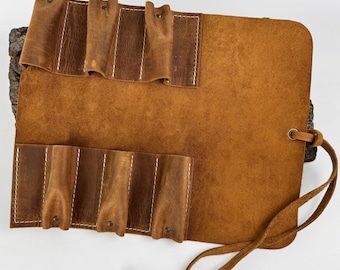 Leather Tool Roll – 6-Pocket Crazy Horse Leather Roll for Chisels, Wood Carving & Leather Tools, Handmade Tool Organizer, Knife Storage Bag.
