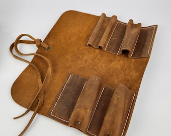 Leather Tool Roll – 4-Pocket Crazy Horse Leather Tool Case for Wood Carving Chisels and Leather Knives, Handmade Organizer for Artisans.