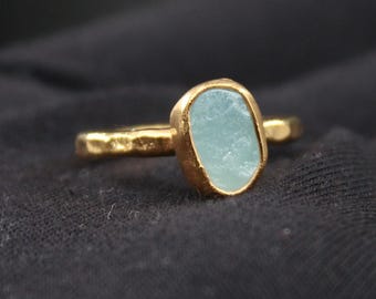 Raw Aquamarine Ring – Handmade 925 Sterling Silver Gemstone Ring with Hammered Band