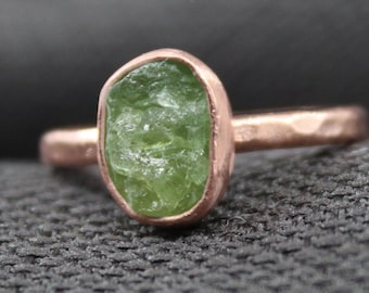 Raw Peridot Ring, Handmade 925 Sterling Silver Ring, Green Crystal Ring, Raw Gemstone Jewelry, Boho Gift for Her, August Birthstone Ring