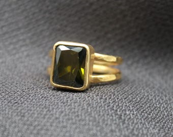 Peridot Ring In 925 Sterling Silver, Handmade Green Gemstone Ring, Minimalist Jewelry Gift For Her, August Birthstone, Mothers Day Surprise