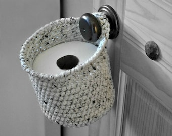 Porte-papier hygiénique au crochet : panier suspendu à la poignée de porte, gain de place