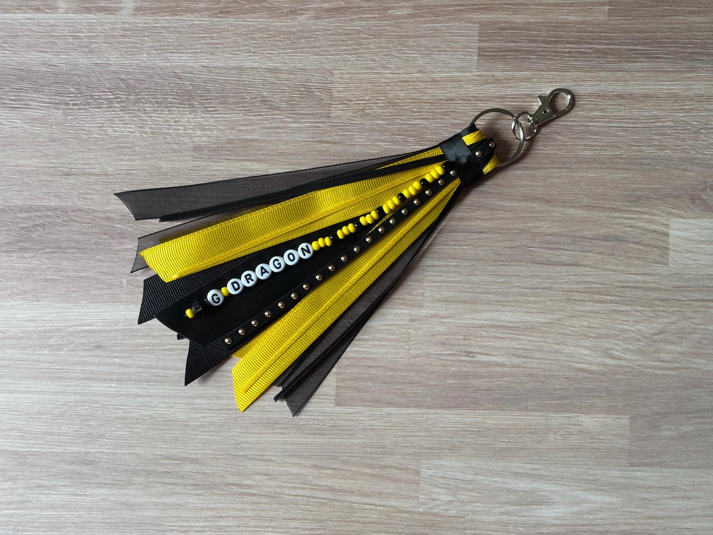 BIGBANG G-DRAGON ミサンガ　チャーム Gdragon Lightstick Keychain - Etsy