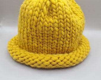 Women's, teens wool winter hat, mustard, hand knit