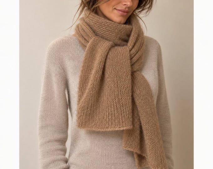 Knitted scarf in alpaca and silk