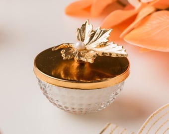 Personalisierte Mini-Sojawachskerzen als Gastgeschenke: Elegantes Glasgefäß, Hochzeitsfeier