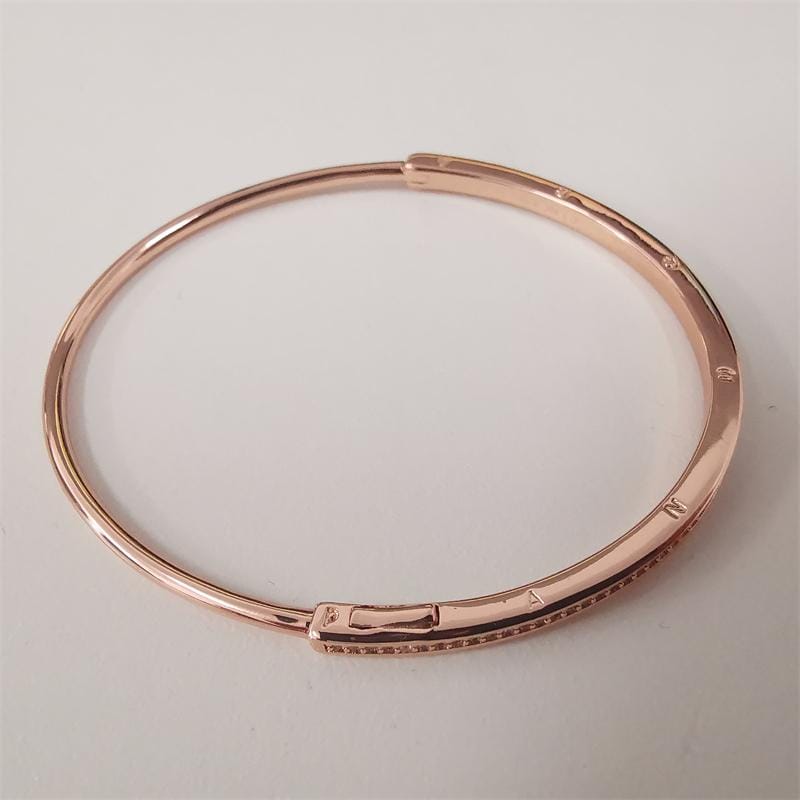 Cartier Small Love Bracelet With 6 Diamonds In 18k Rose Gold Size 15 For Sale At - Foto 7