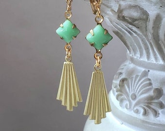 Green and Gold Art Deco Earrings - 1920s Art Deco Jewelry - 1920s Earrings - Flapper Jewelry - Vintage Style - Great Gatsby Wedding