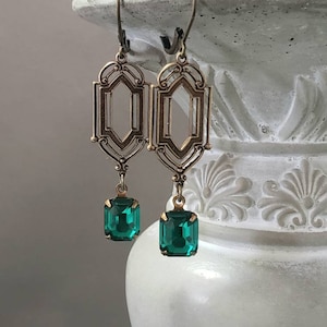 Emerald Green Art Deco Earrings - 1920s Art Deco Jewelry - Vintage Style Crystal Earrings - Flapper Jewelry - 1920s Bride