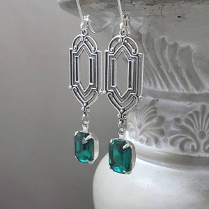 Emerald Green Silver Art Deco Earrings - 1920s Art Deco Jewelry - 1920s Earrings - Flapper Jewelry - Vintage Style