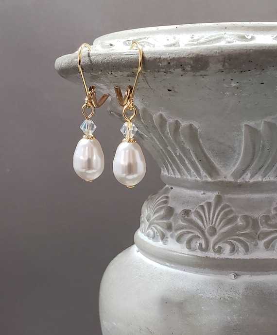 Teardrop Pearl Earrings - Historical Jewelry - Dainty Pearl Earrings - Jane Austen Jewelry - Regency Reproduction